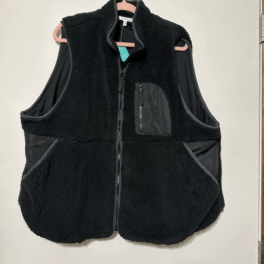 Maurices black Fleece Vest